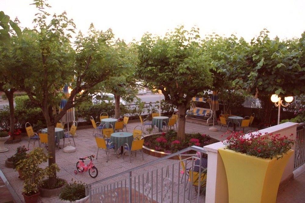 Moderno -