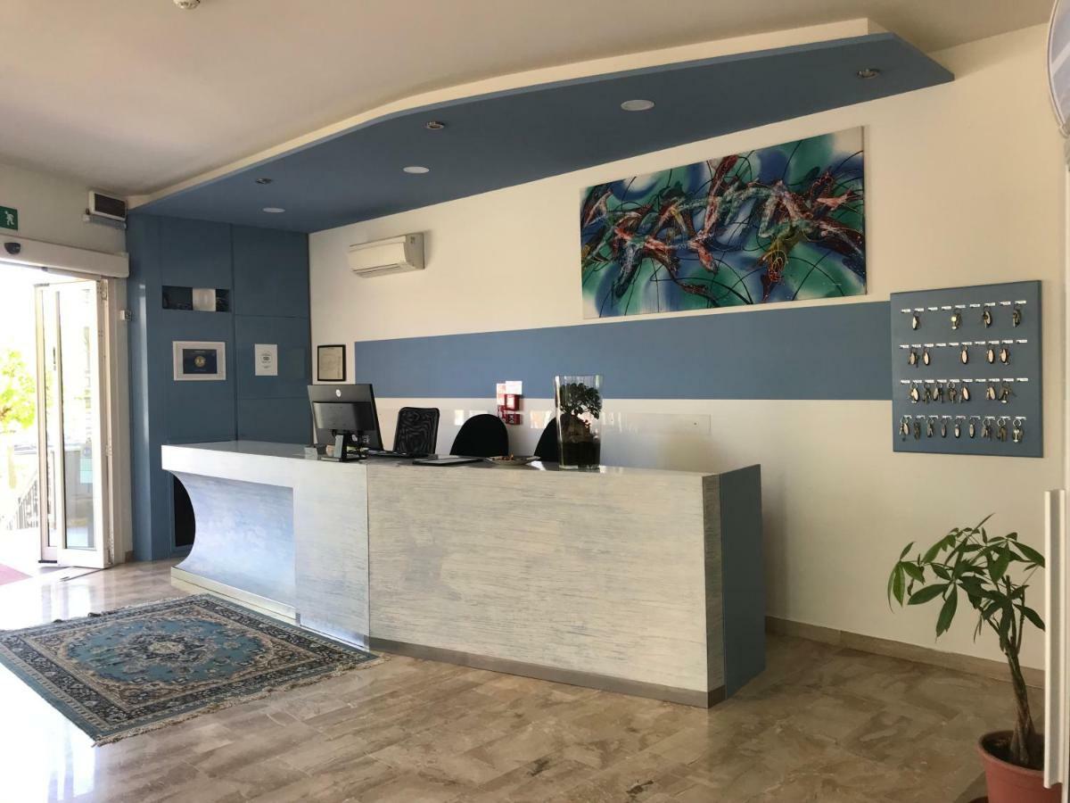 Hotel Moderno - 3*
